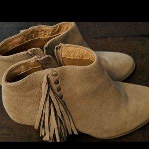 Bionic Women's Boots